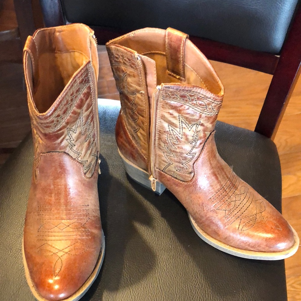 Women Cowboy Boots